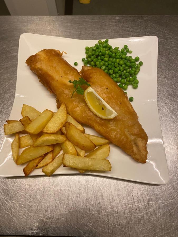 The Albert Inn Nairn Εξωτερικό φωτογραφία
